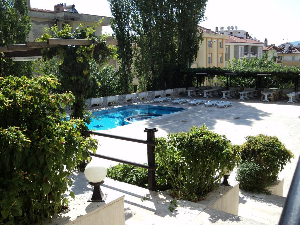 Izethan Hotel Muğla Bagian luar foto