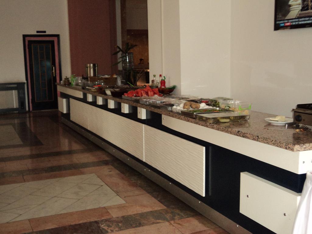 Izethan Hotel Muğla Bagian luar foto